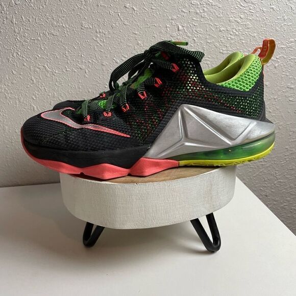 Nike LRJ 23 Earned Low Remix Basketball Shoes Size 8 - Picture 1 of 8
